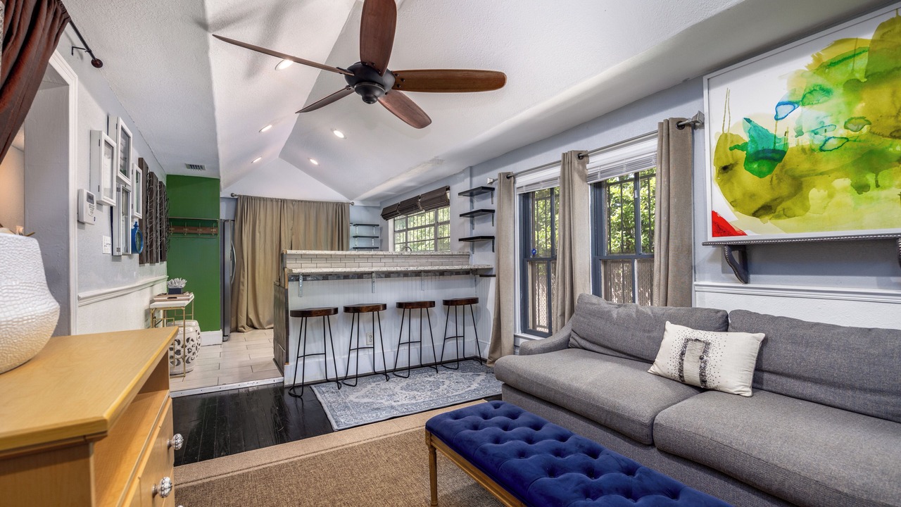 Photo of Livingroom in Innovation District