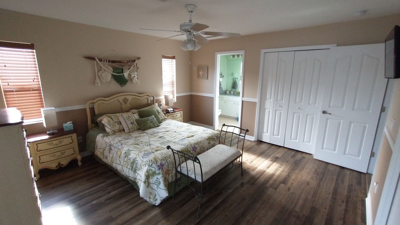 Photo of Bedroom in Gulf Cove