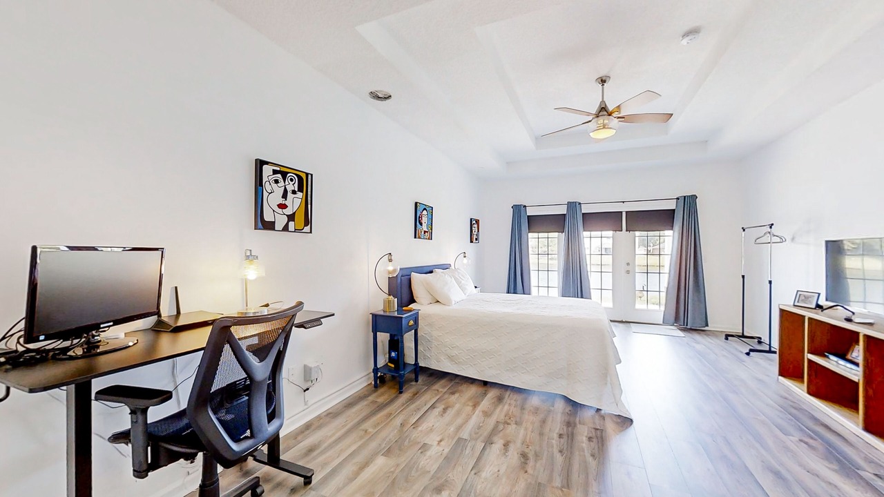 Photo of Bedroom in Westside
