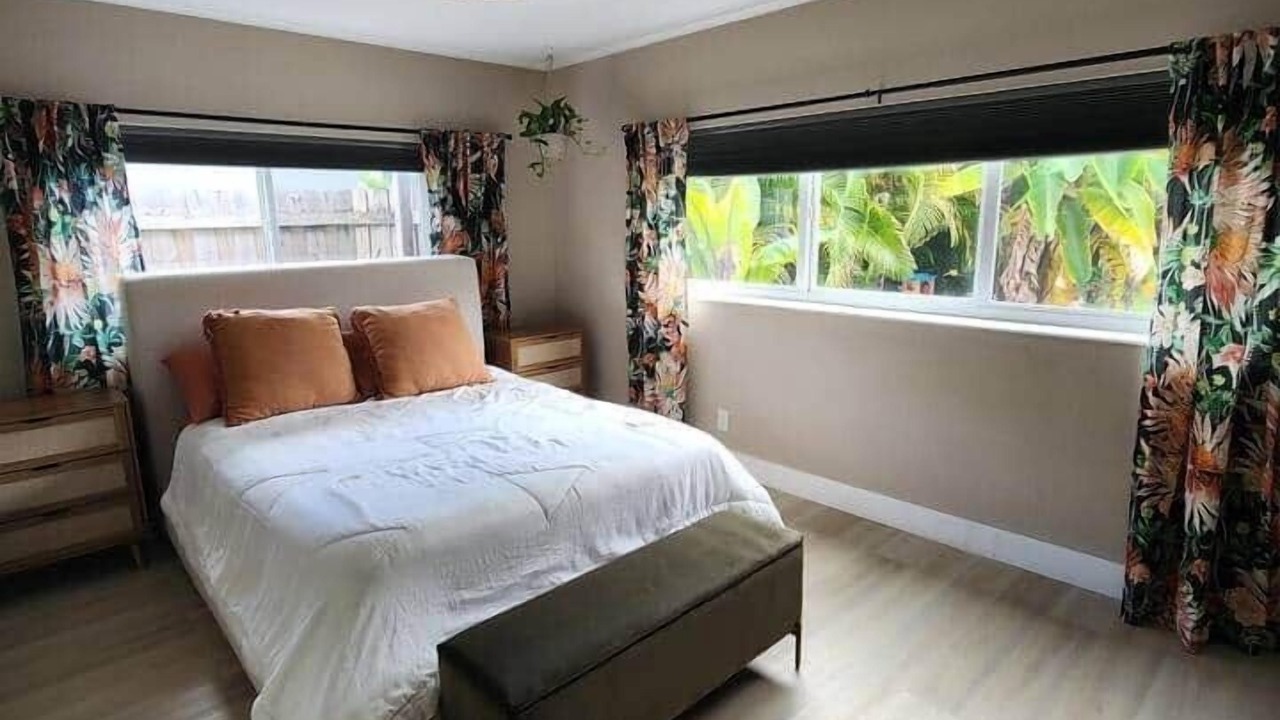 Photo of Bedroom in River Oaks