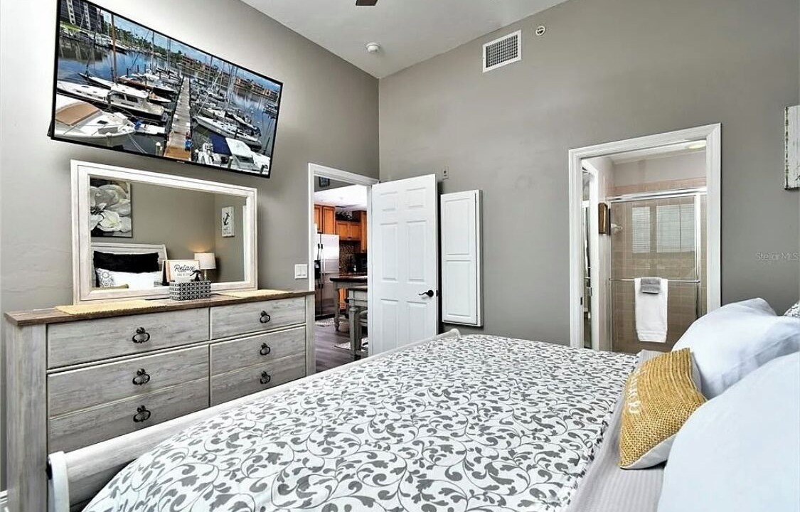 Photo of Bedroom in Burnt Store Marina