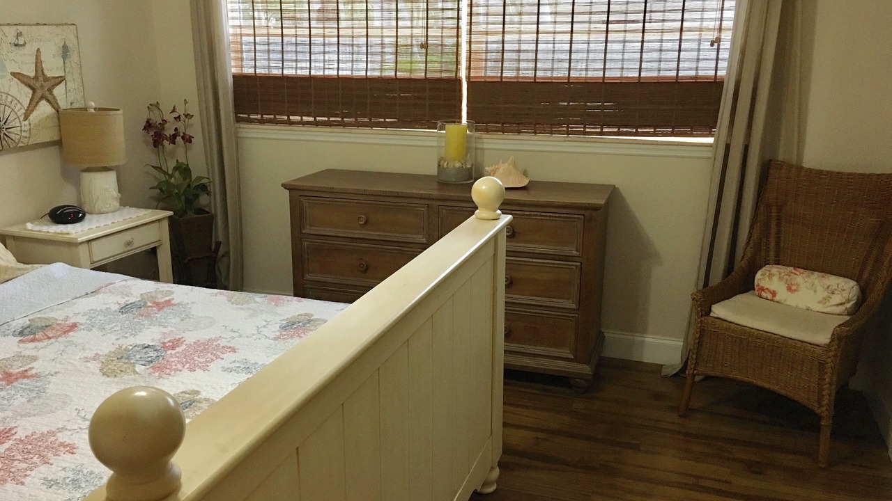 Photo of Bedroom in Michigan Beach