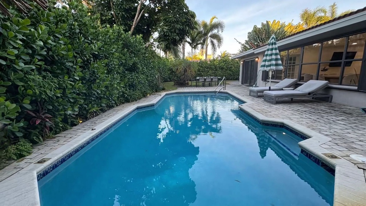 Photo of Outdoor in Oakland Park