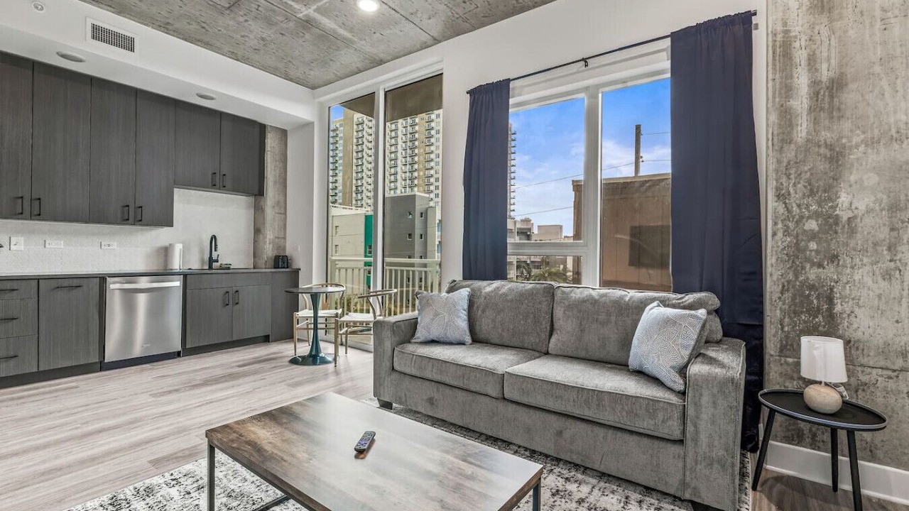 Photo of Livingroom in Channel District