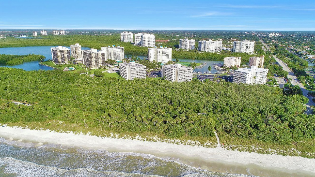 Photo of Others in Vanderbilt Beach