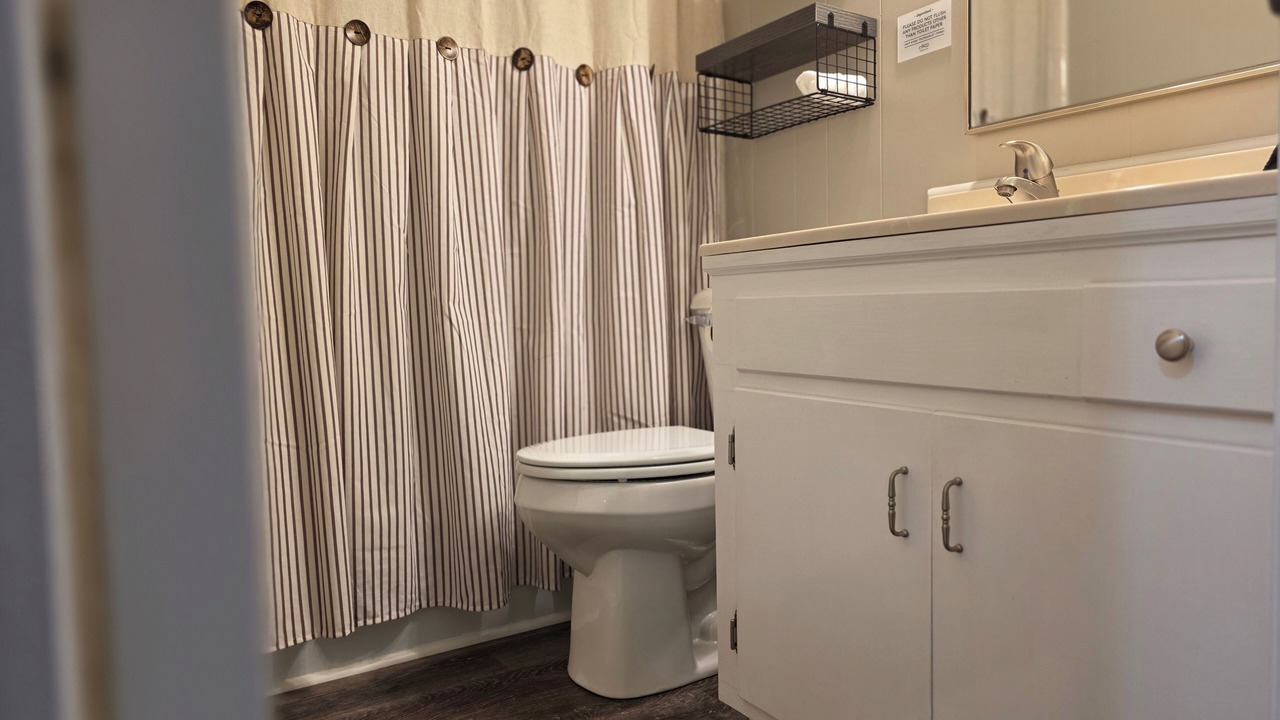 Photo of Bathroom in Abbeville