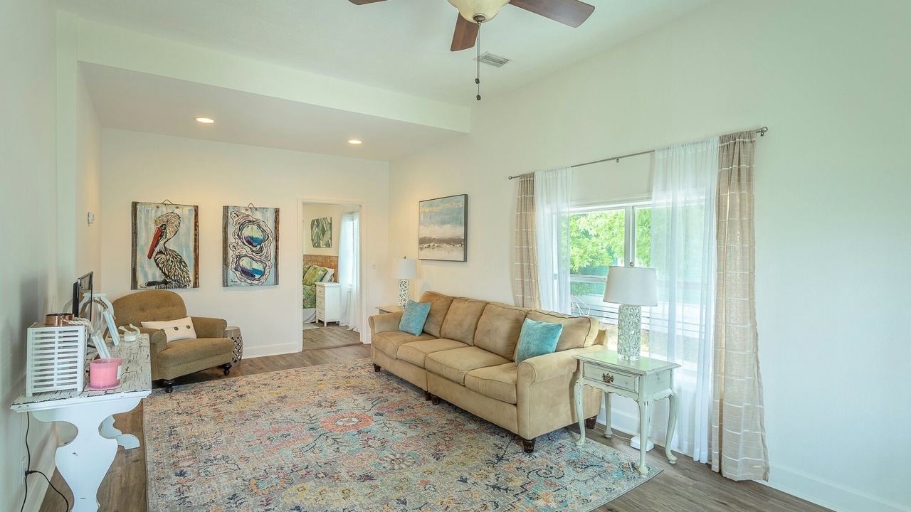 Photo of Livingroom in Apalachicola