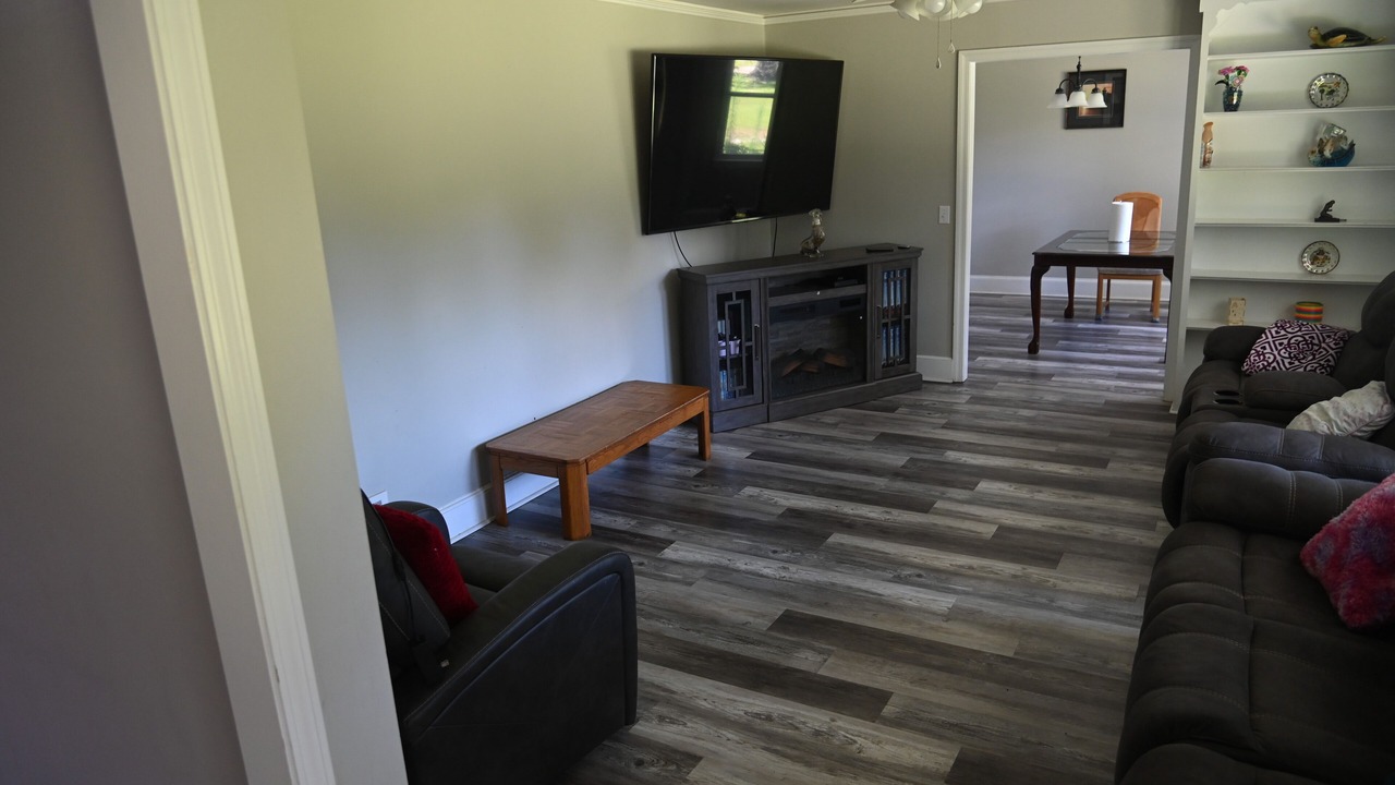 Photo of Livingroom in West Columbia