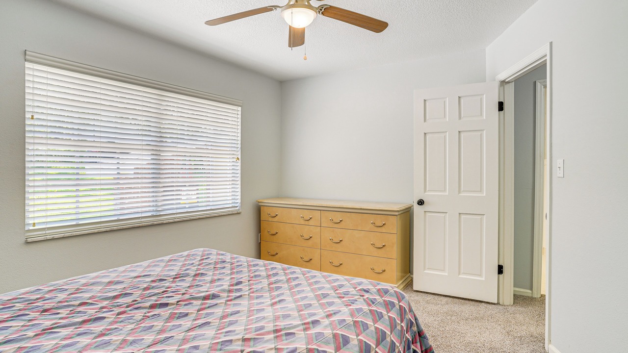Photo of Bedroom in Lakeland Highlands