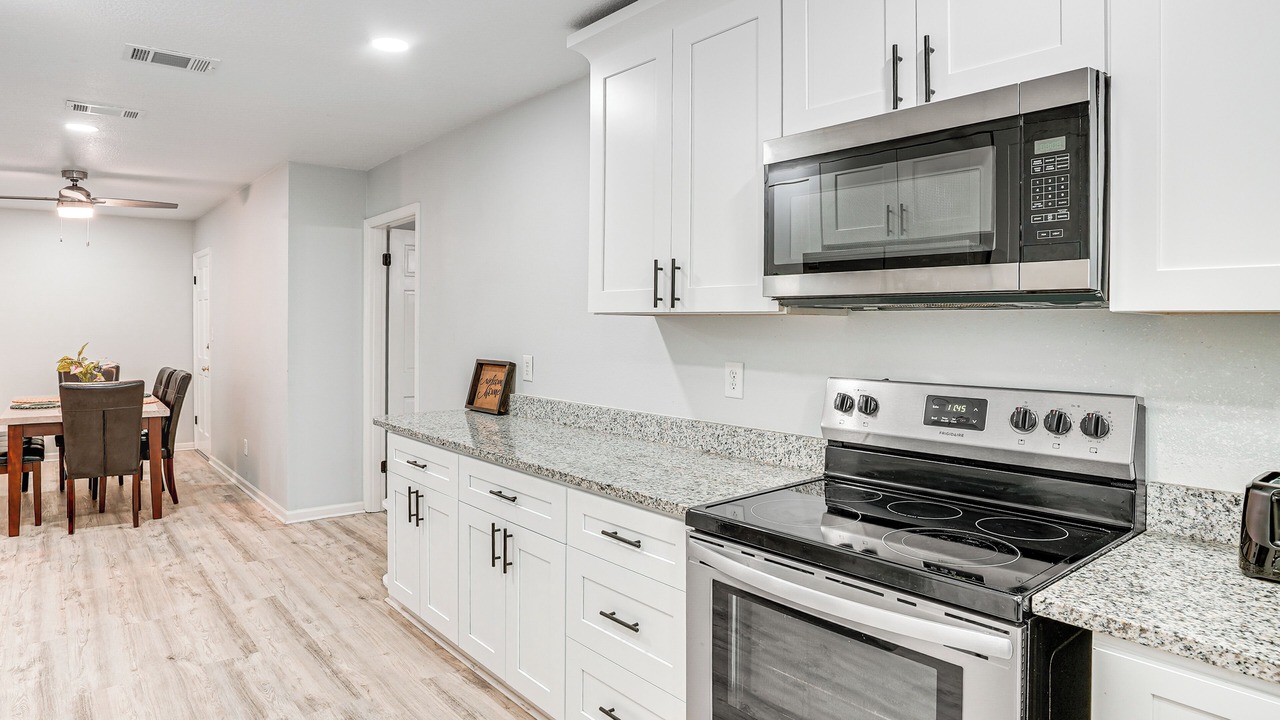 Photo of Kitchen in Lakeland Highlands