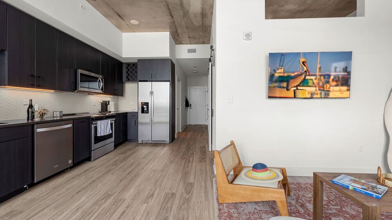 Photo of Livingroom in Channel District
