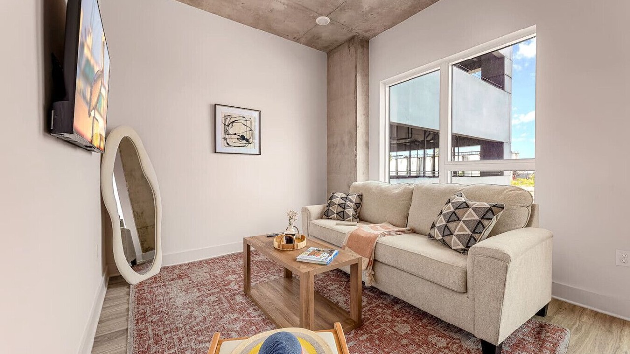 Photo of Livingroom in Channel District