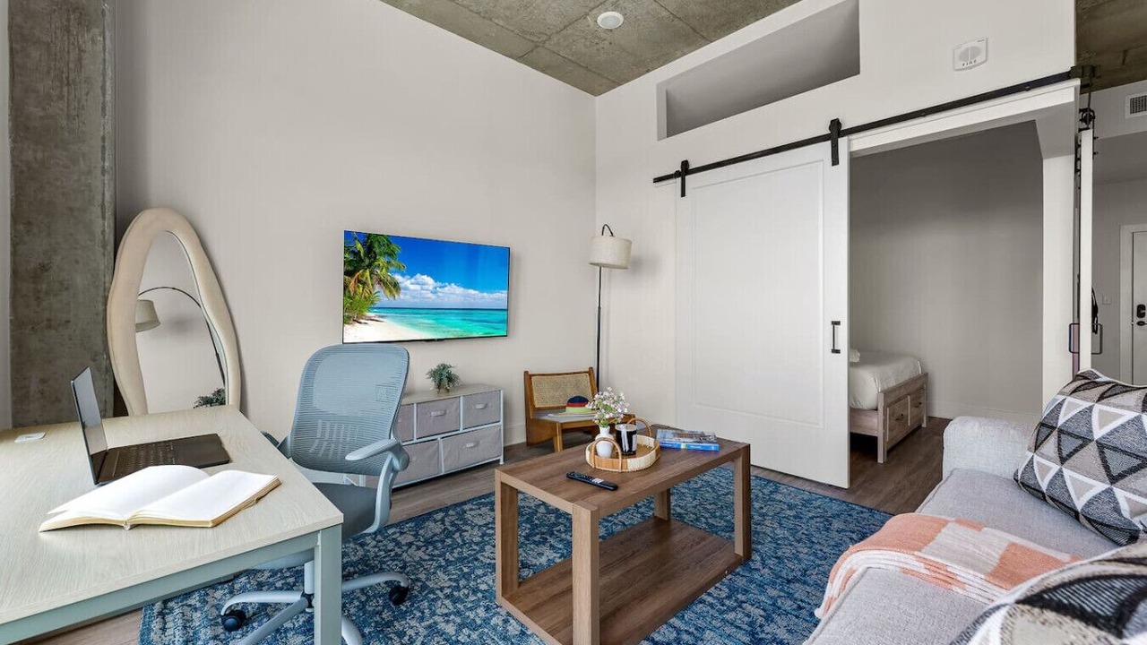Photo of Livingroom in Channel District