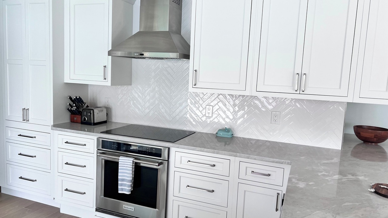 Photo of Kitchen in Laguna Shores