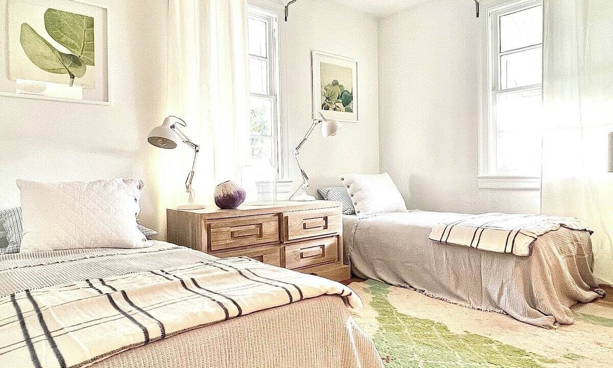 Photo of Bedroom in Neptune Beach
