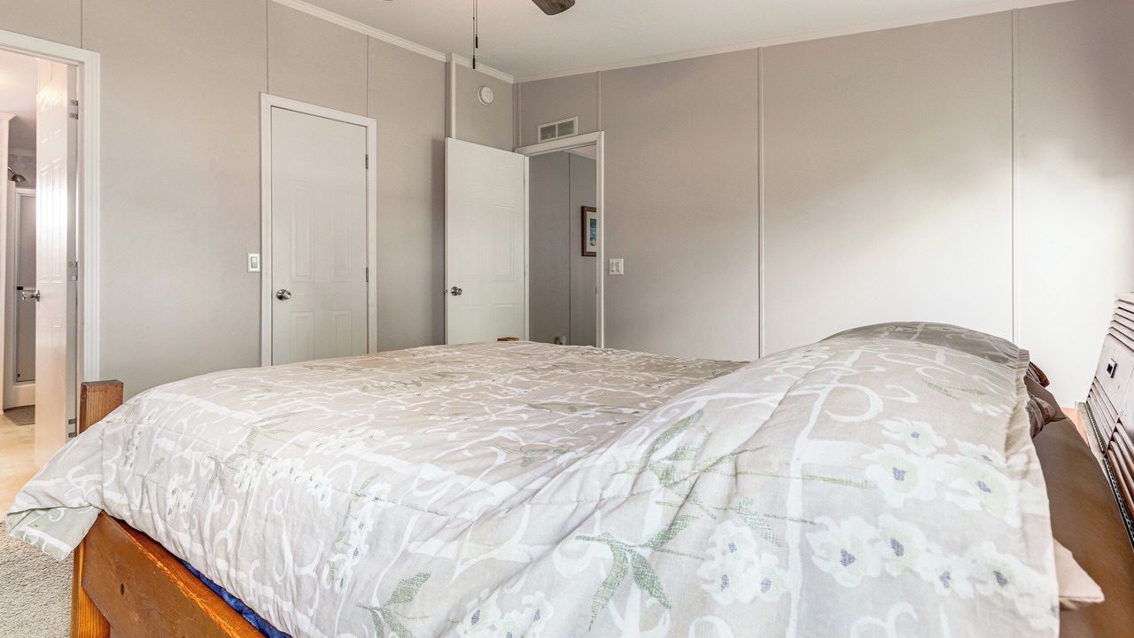 Photo of Bedroom in Buckhead Ridge