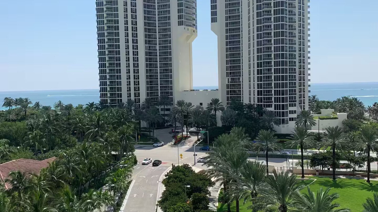 Photo of Others in Sunny Isles Beach