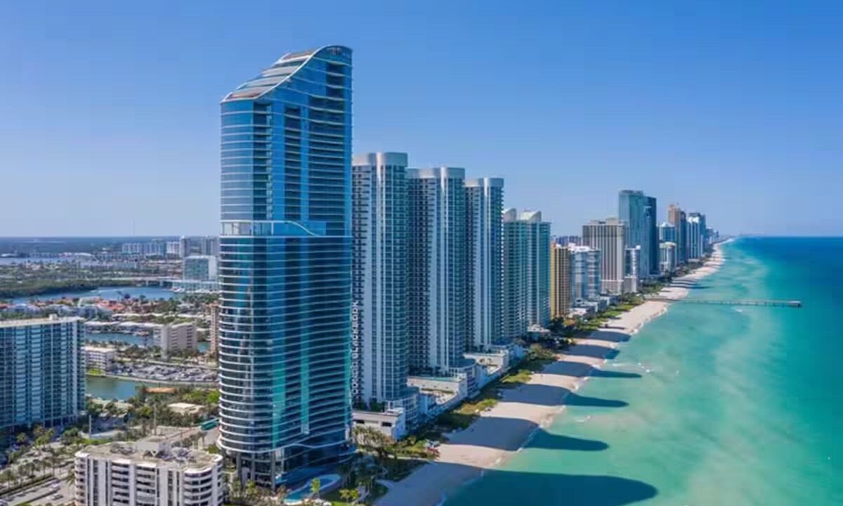 Photo of Others in Sunny Isles Beach