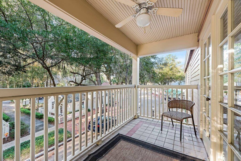 Photo of Patio Balcony in Haile Plantation