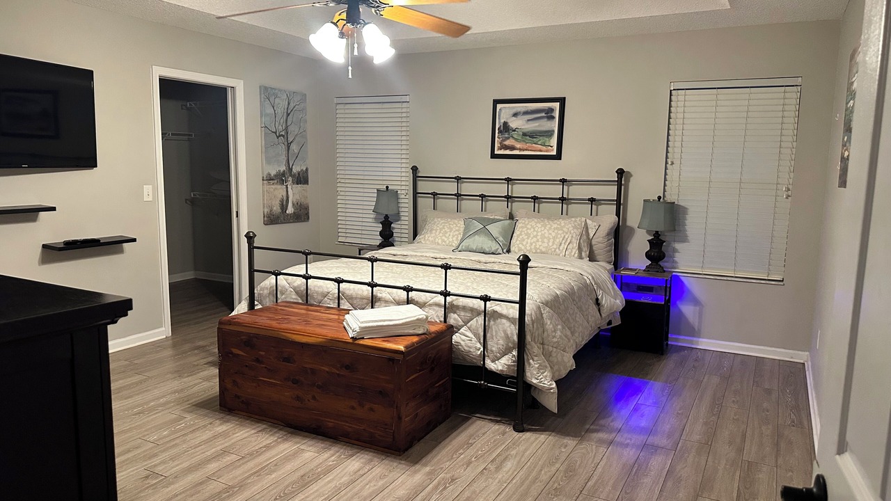 Photo of Bedroom in Westside