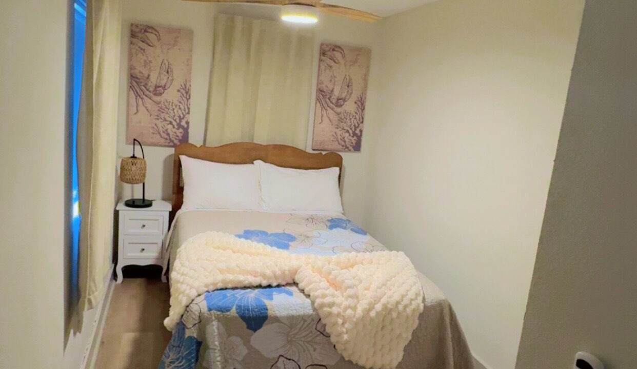 Photo of Bedroom in Greater Pinellas Point