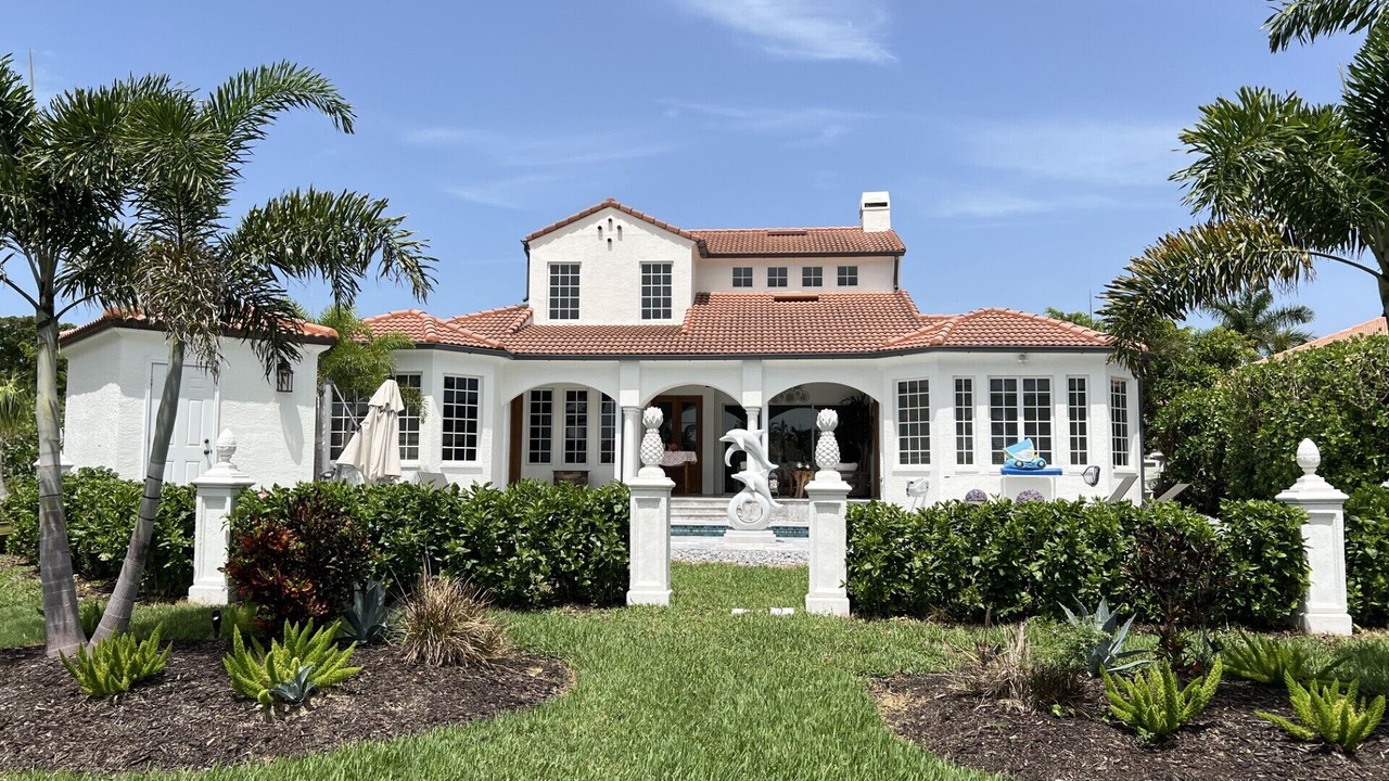 Photo of Outdoor in Waters Edge