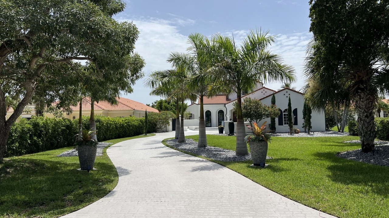 Photo of Outdoor in Waters Edge