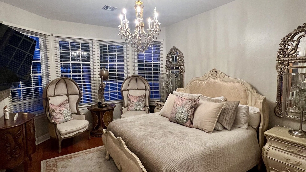 Photo of Bedroom in Waters Edge