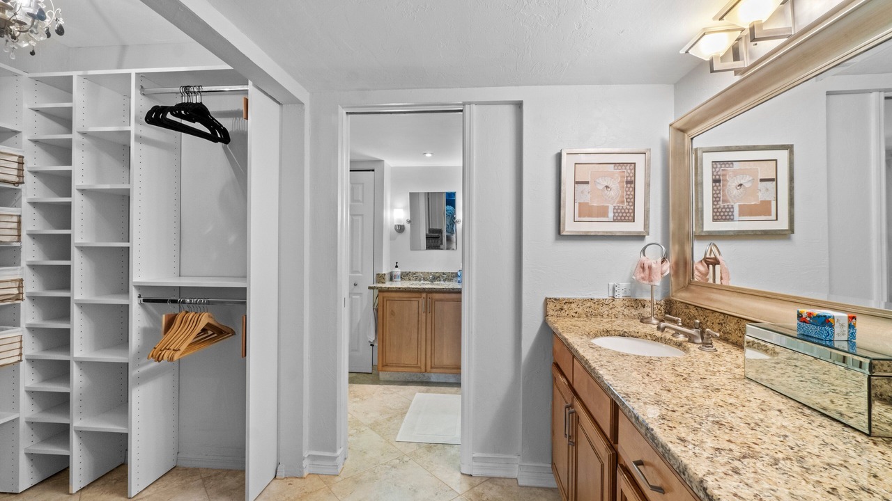 Photo of Bathroom in Pelican Bay