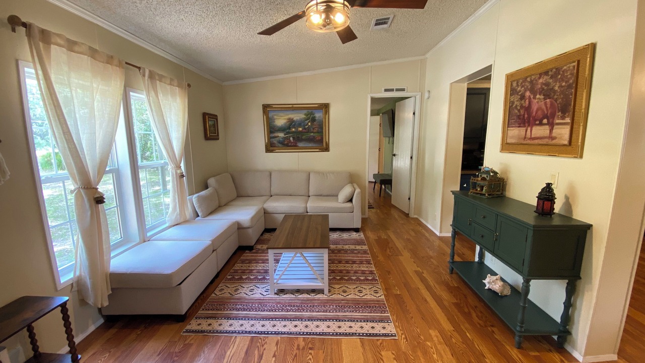 Photo of Livingroom in Old Town