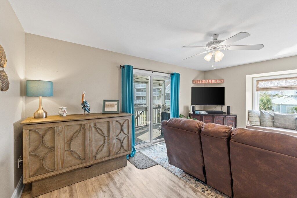 Photo of Livingroom in Port St. Joe
