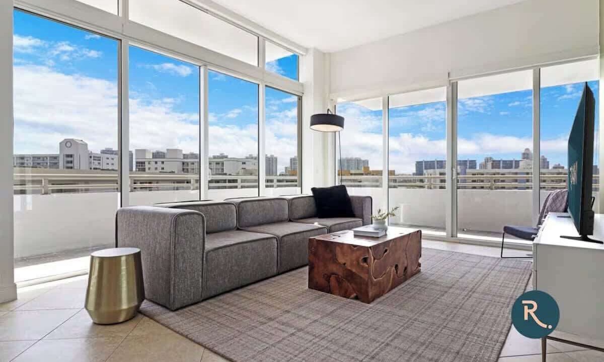 Photo of Livingroom in Sunny Isles Beach