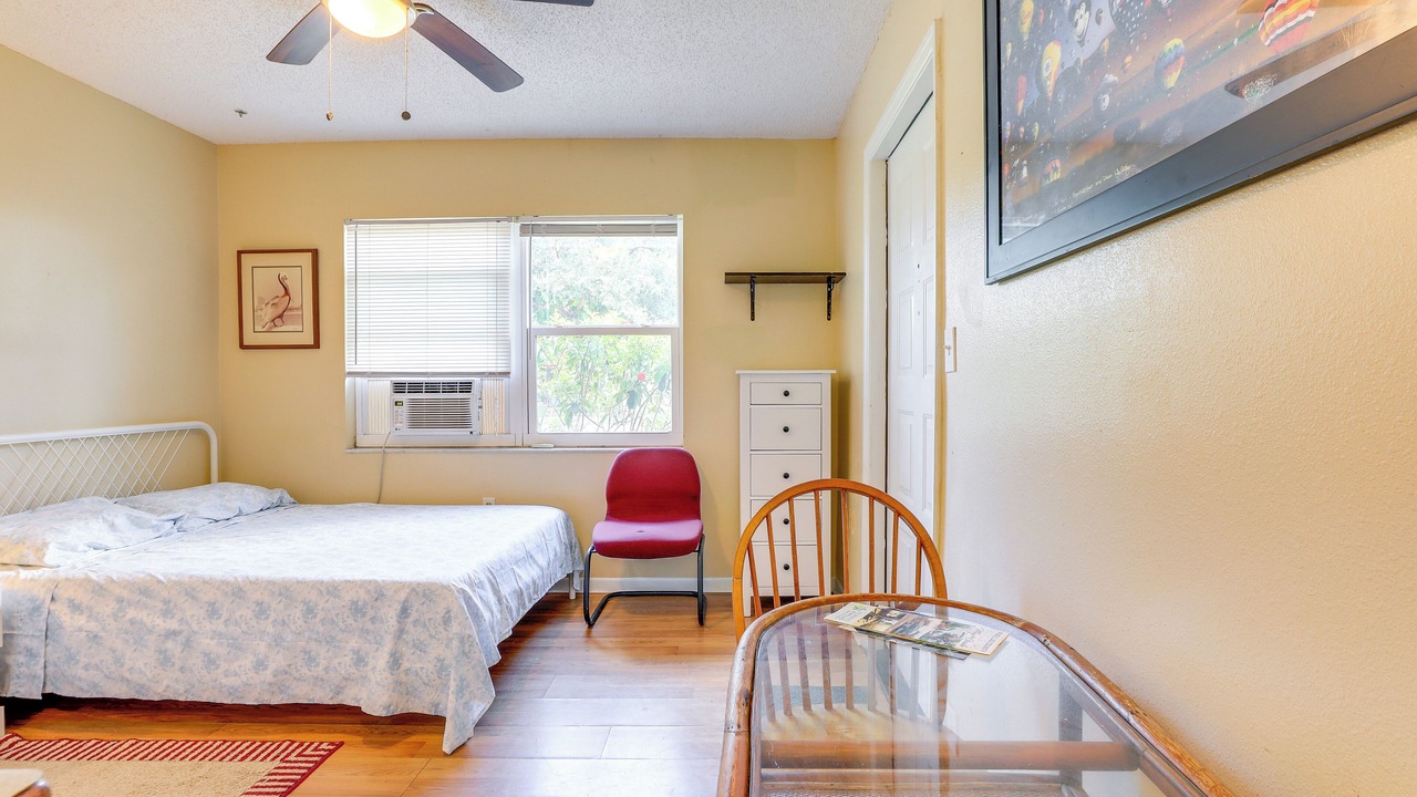 Photo of Bedroom in Pinellas Park