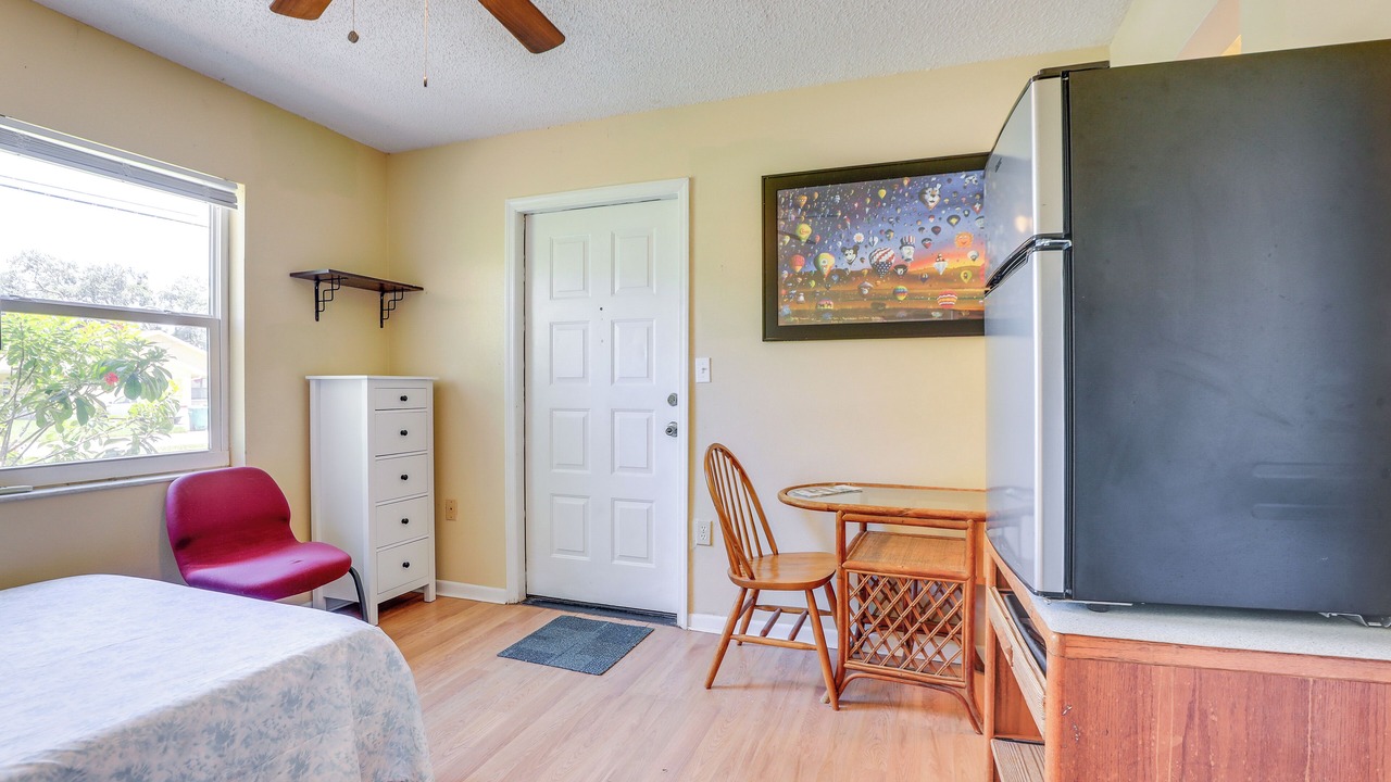 Photo of Bedroom in Pinellas Park