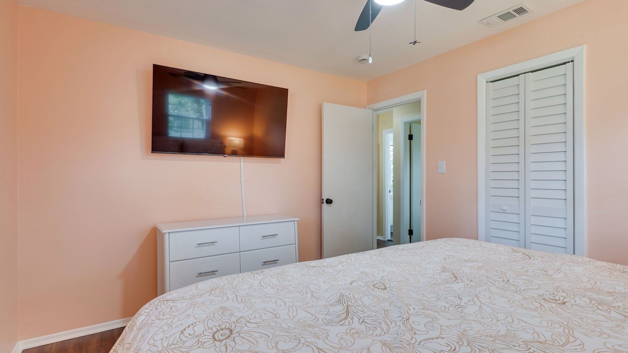 Photo of Bedroom in Tallahassee
