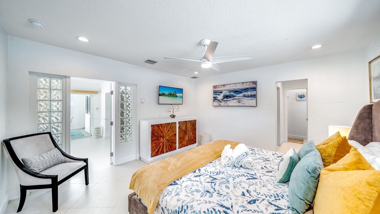 Photo of Bedroom in South New River Isles
