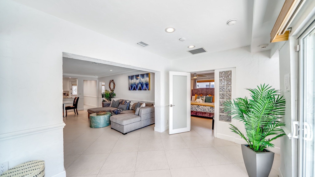 Photo of Livingroom in South New River Isles