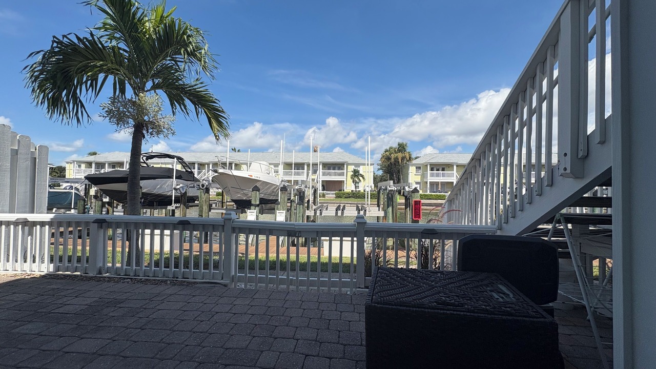 Photo of Patio Balcony in Coquina Key