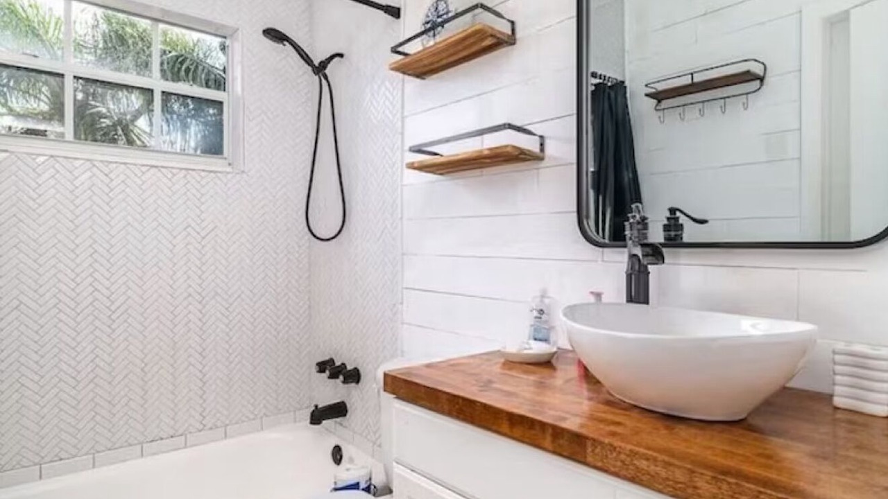 Photo of Bathroom in Boulevard Heights