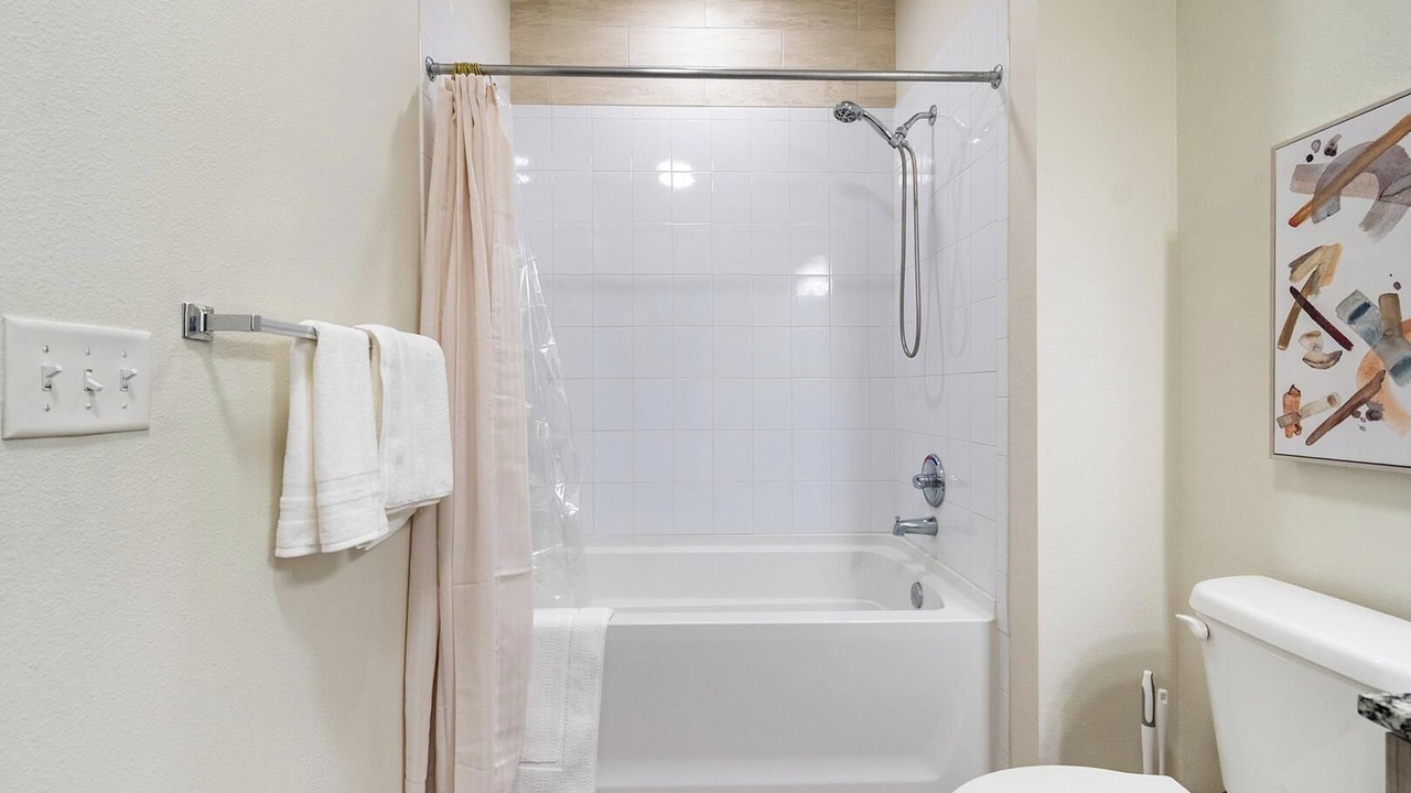 Photo of Bathroom in Tropic