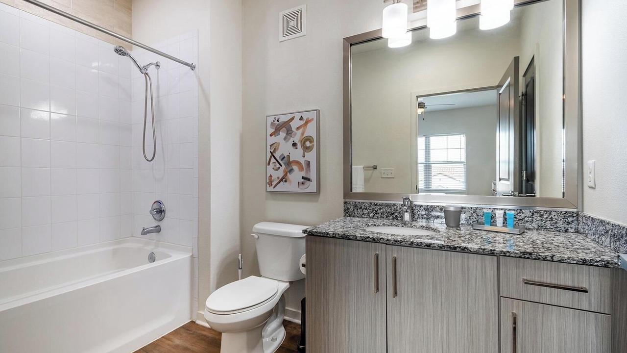 Photo of Bathroom in Tropic