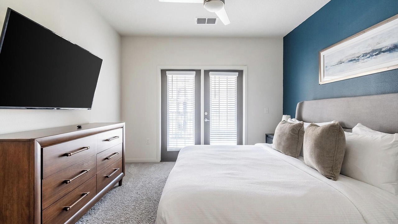 Photo of Bedroom in Tropic