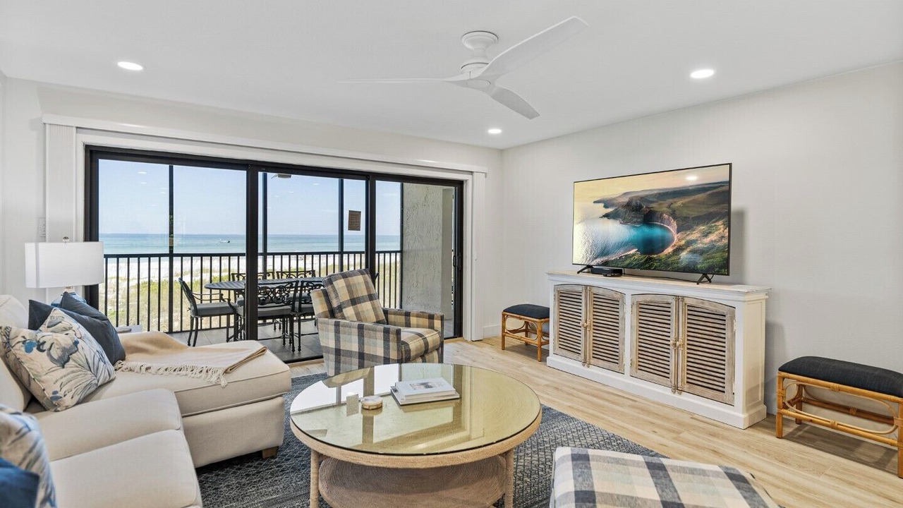 Photo of Livingroom in Boca Grande