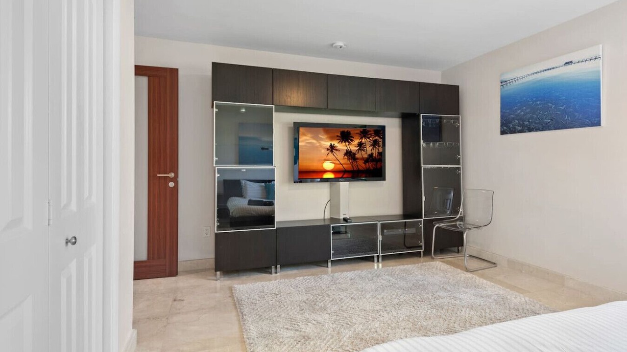 Photo of Bedroom in Venetian Islands