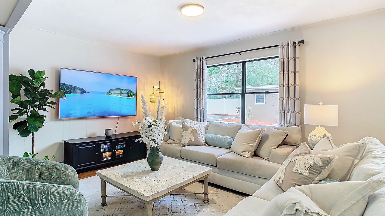 Photo of Livingroom in Old Seminole Heights