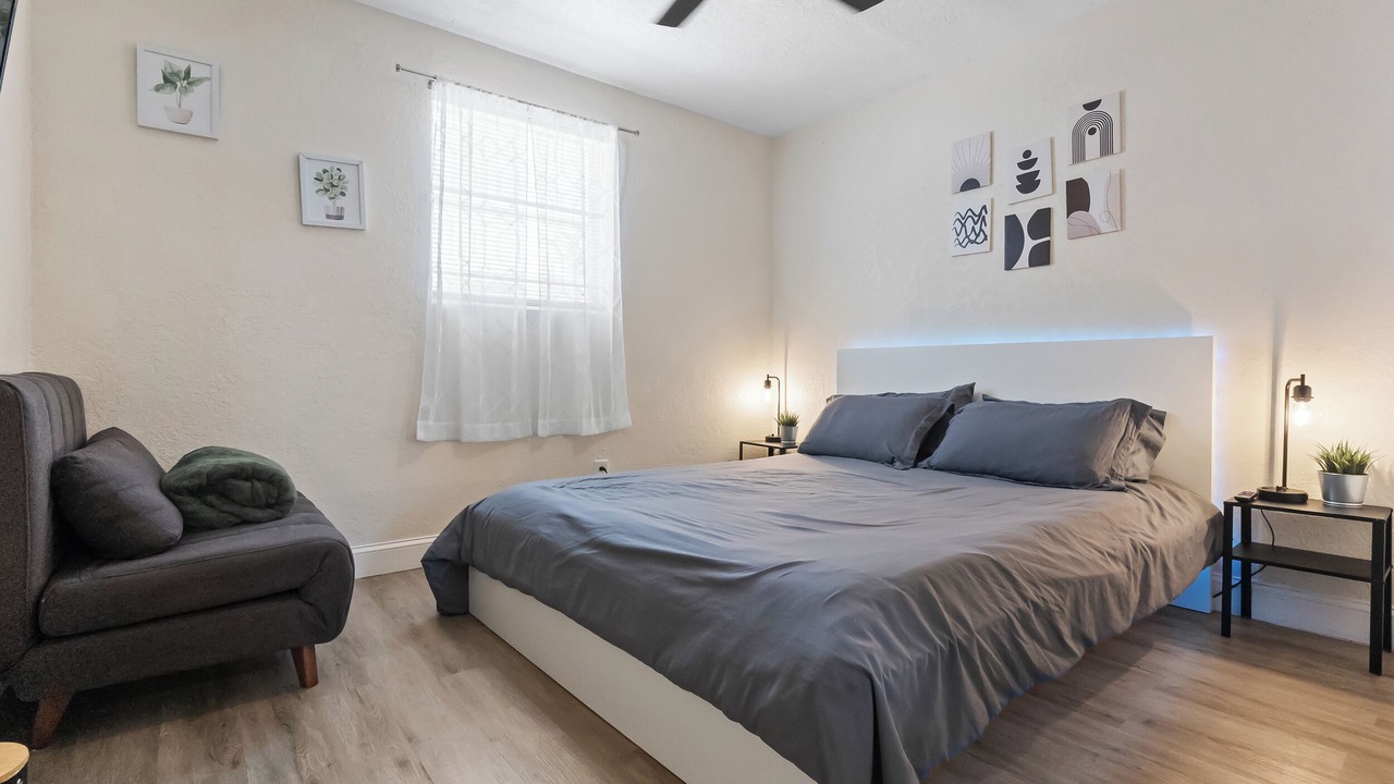 Photo of Bedroom in North Andrews Gardens