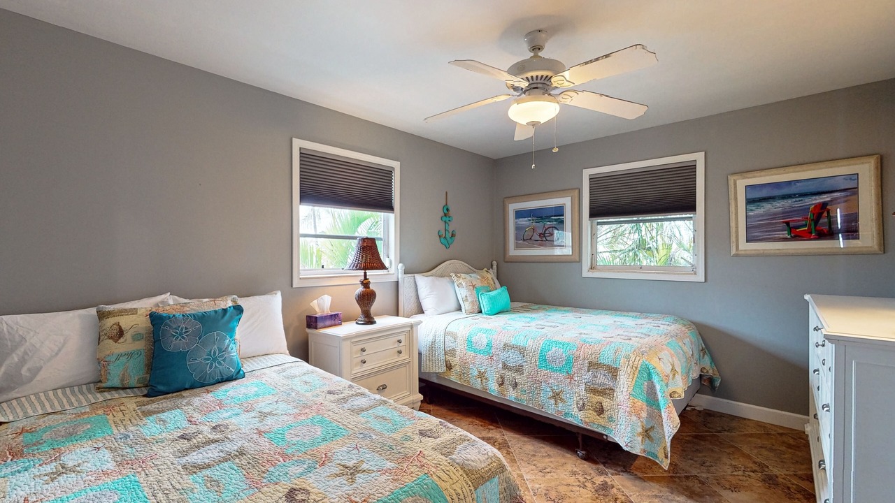 Photo of Bedroom in Mid Island