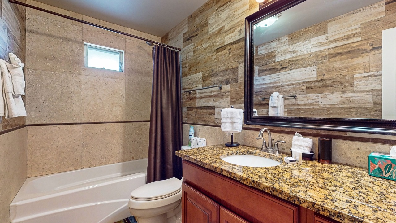 Photo of Bathroom in Mid Island