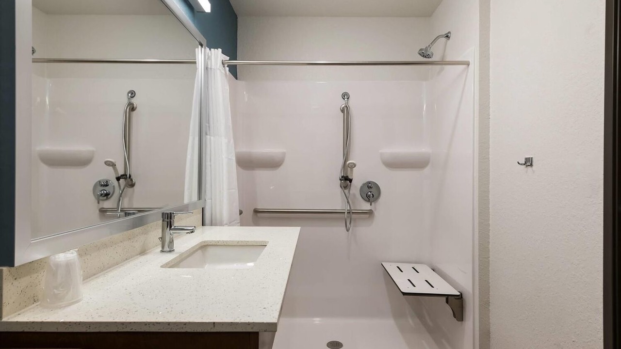 Photo of Bathroom in Rockledge