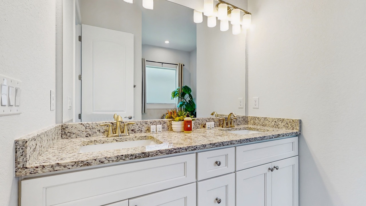 Photo of Bathroom in Gulf Cove